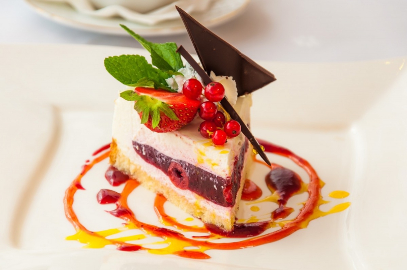 boulangerie-BEUIL-min_the_cake_dessert_eating_bun_colorful_sweet_dish_taste_cake_with_cream-941034